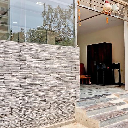 Super Hotel O Lavish Tranquil Hyderabad Esterno foto