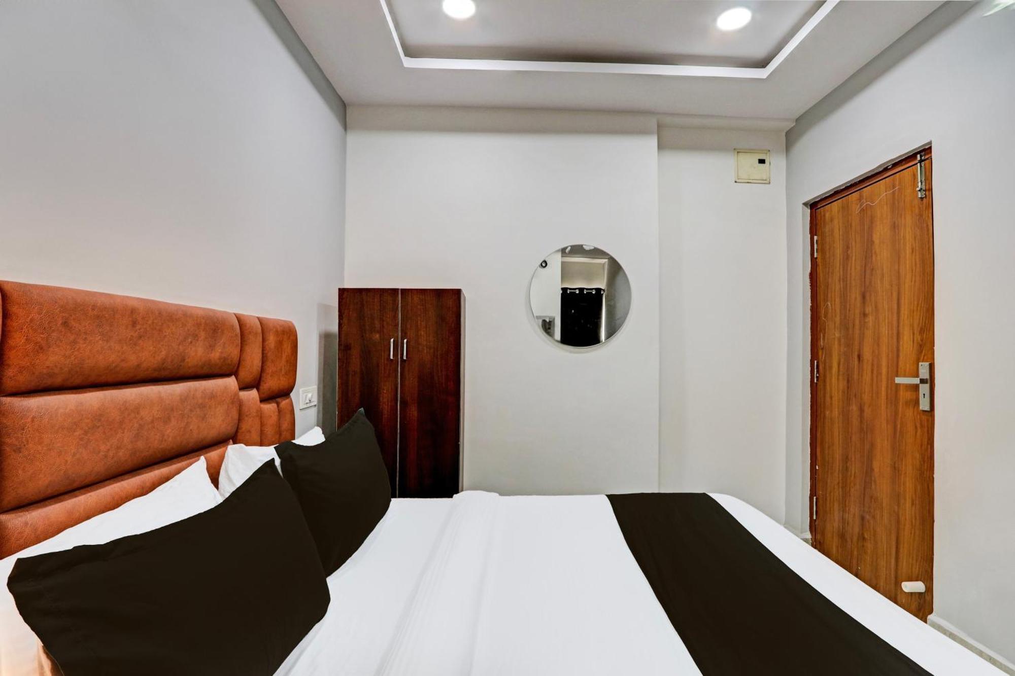 Super Hotel O Lavish Tranquil Hyderabad Esterno foto