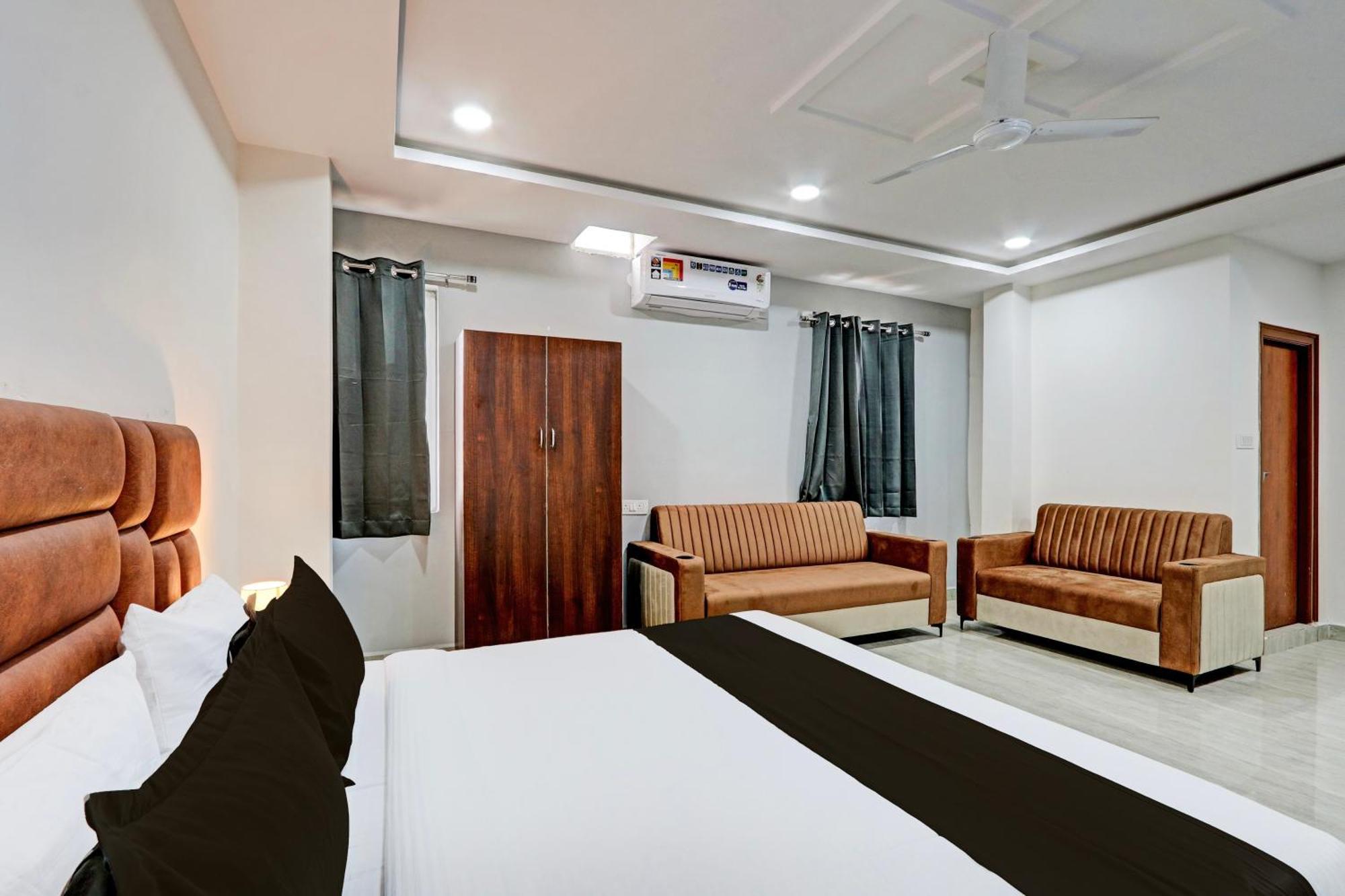 Super Hotel O Lavish Tranquil Hyderabad Esterno foto